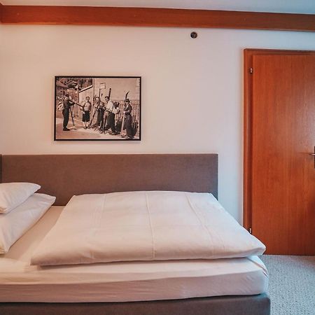 סן אנטון Hotel Garni Almjur מראה חיצוני תמונה