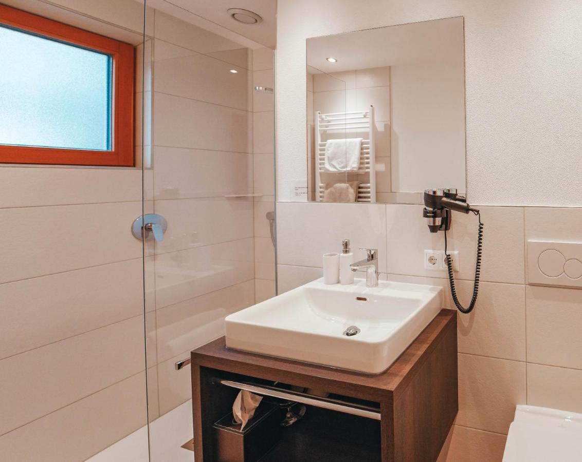 סן אנטון Hotel Garni Almjur מראה חיצוני תמונה