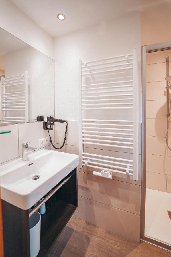 סן אנטון Hotel Garni Almjur מראה חיצוני תמונה