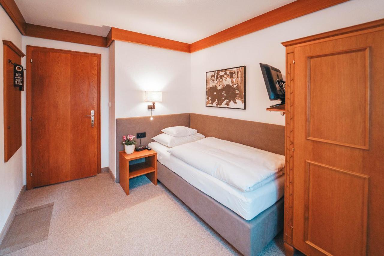 סן אנטון Hotel Garni Almjur מראה חיצוני תמונה