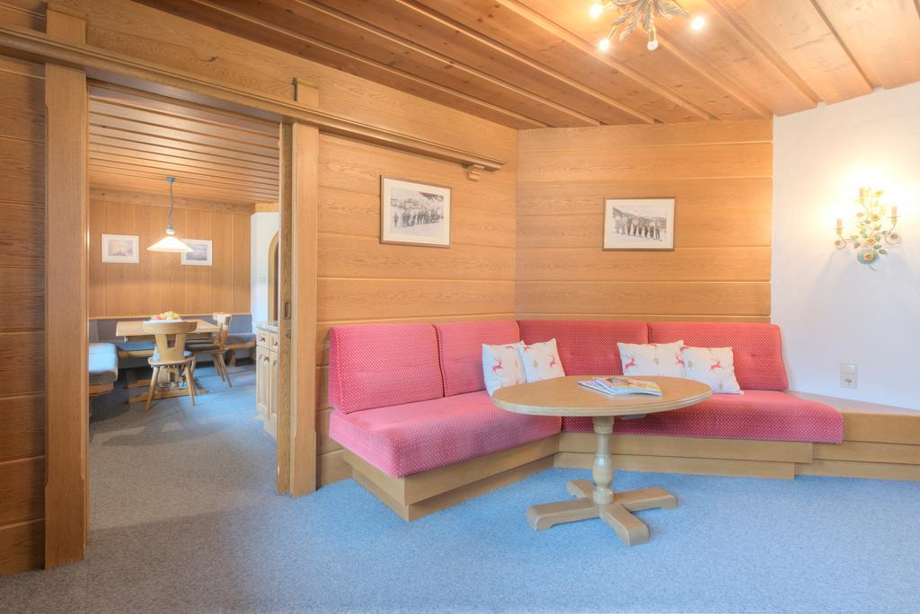 סן אנטון Hotel Garni Almjur מראה חיצוני תמונה